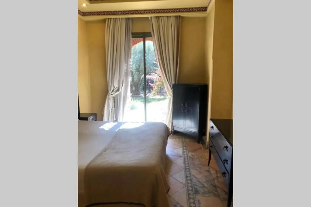 Bel Appartement Au Rez-De-Jardin Dans La Palmeraie Marrakesh Apartment
