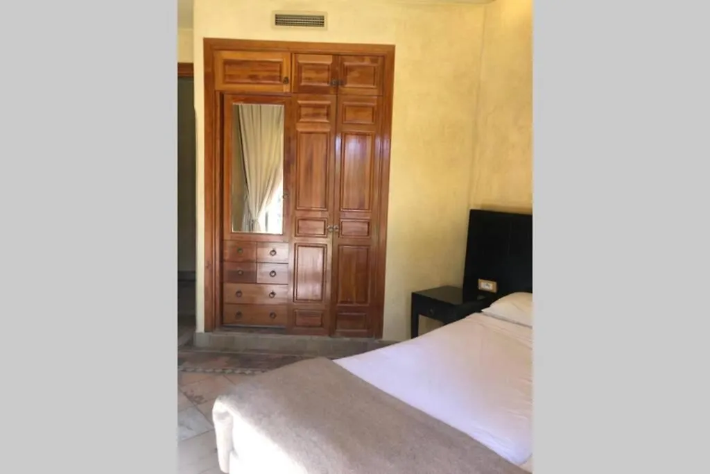 Bel Appartement Au Rez-De-Jardin Dans La Palmeraie Marrakesh Apartment
